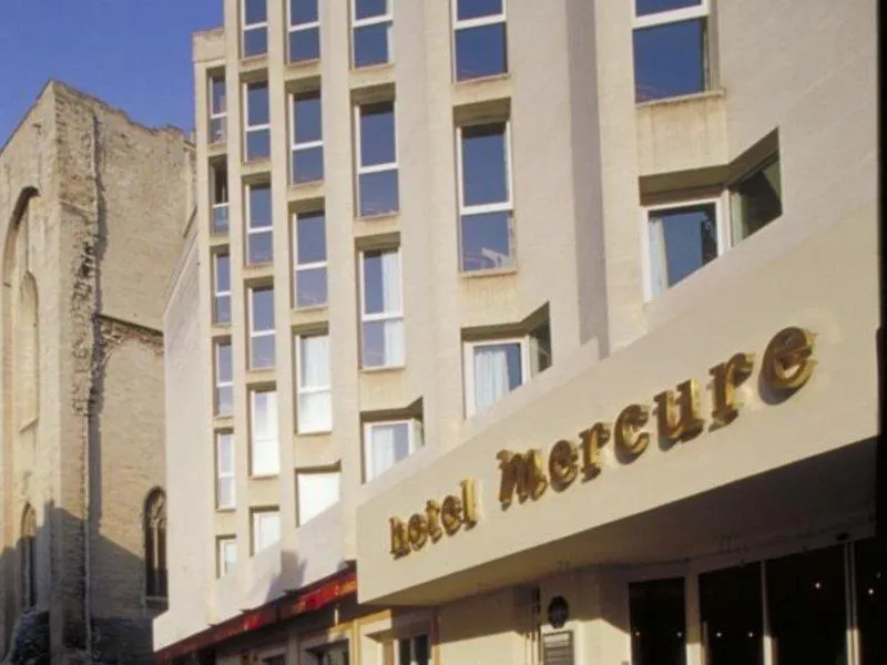 Mercure Avignon Centre Palais Des Papes 4*,  France