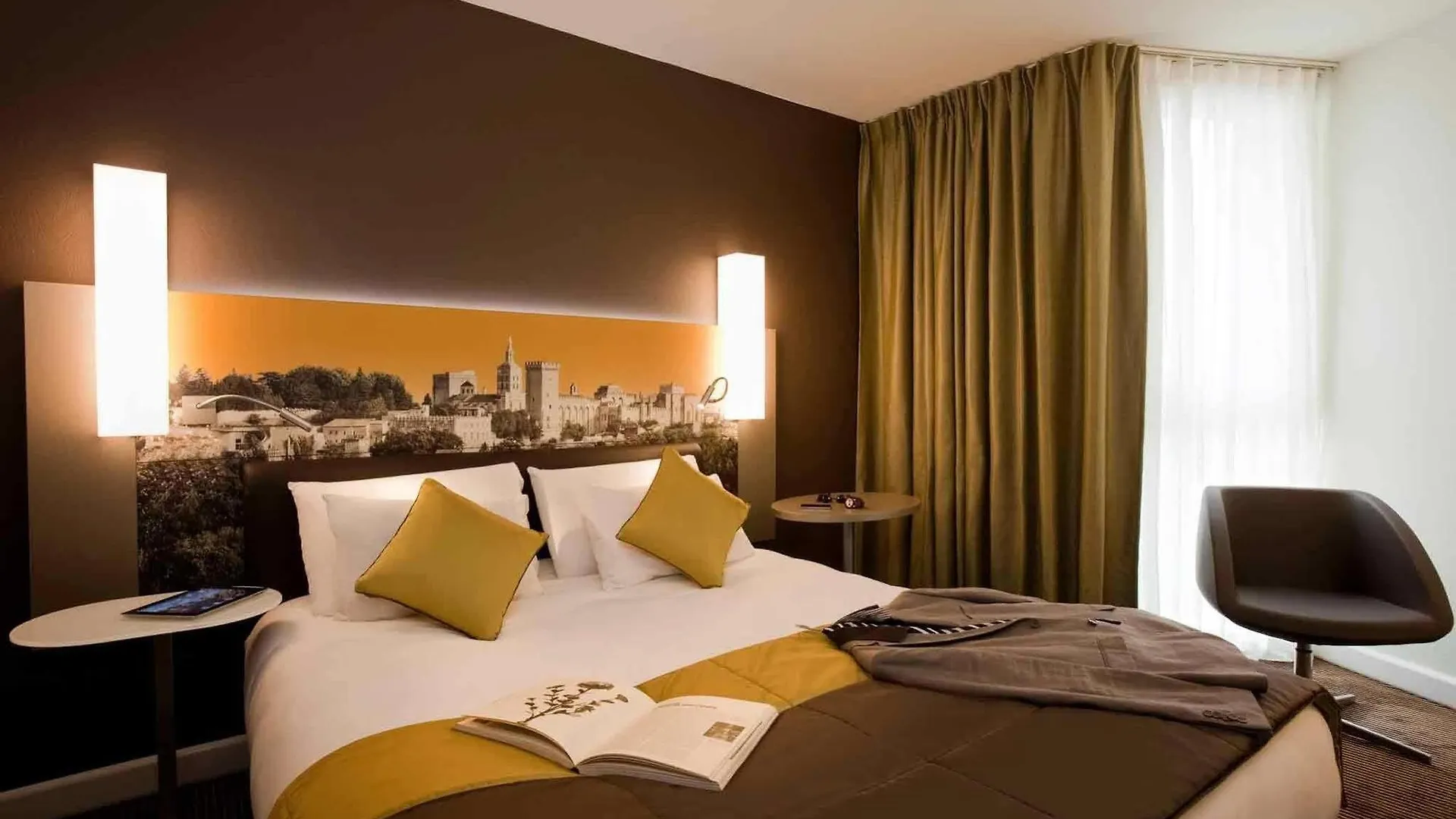 Mercure Avignon Centre Palais Des Papes 4*,
